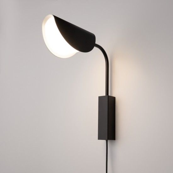 Seinavalgusti Mollis, must, 95x100 mm - Valgustus Luminance'ilt