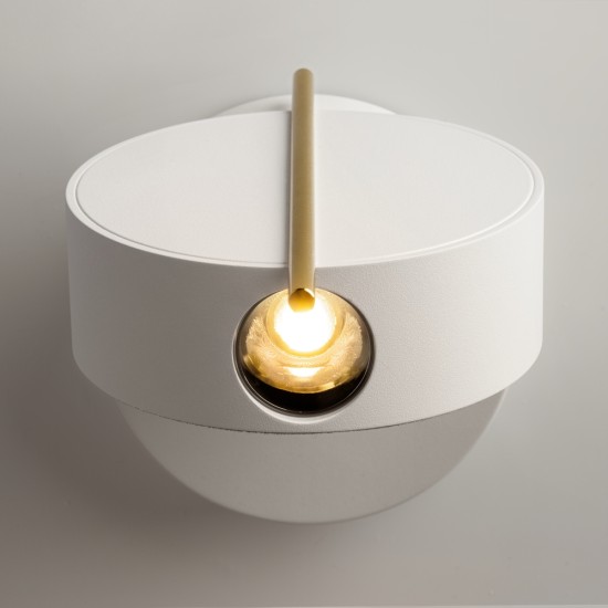 Seinavalgusti Nuance, valge - Valgustus Luminance'ilt