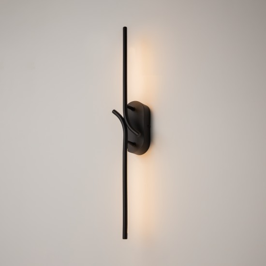 Seinavalgusti Renaissance, must - Valgustus Luminance'ilt