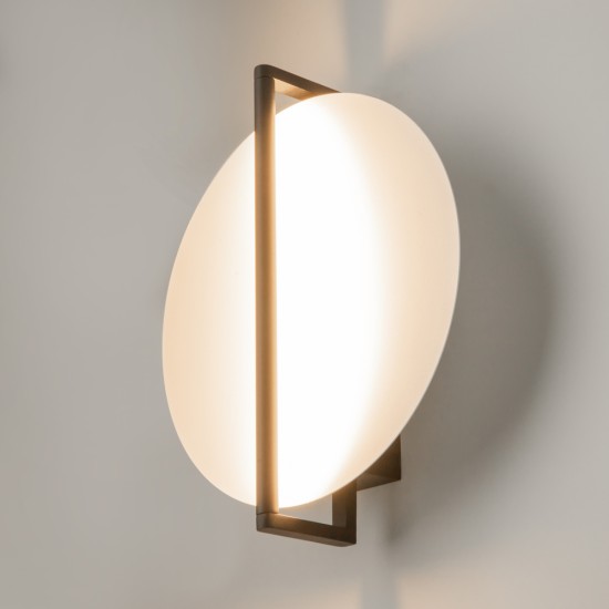 Seinavalgusti Mira, must - Valgustus Luminance'ilt