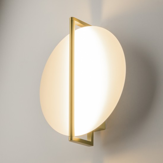 Seinavalgusti Mira, kuld - Valgustus Luminance'ilt