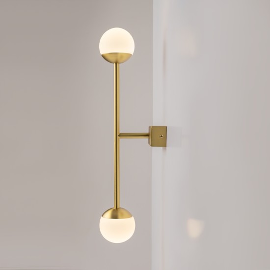 Seinavalgusti Touch, messing - Valgustus Luminance'ilt