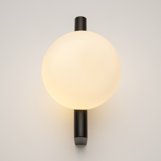 Seinavalgusti Avant-garde, must - Valgustus Luminance'ilt