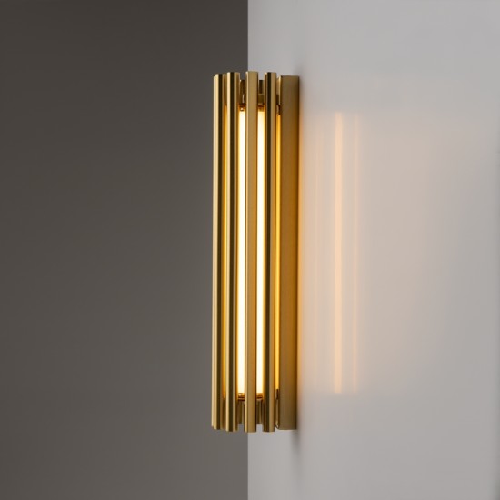 Seinavalgusti Sonata, messing - Valgustus Luminance'ilt