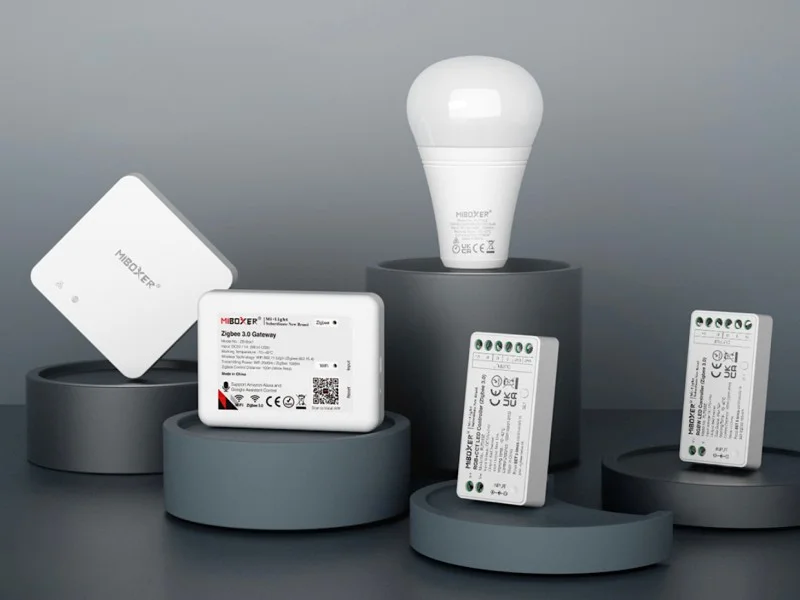 Denkirs Smart track lighting system from Luminance