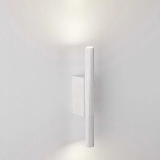 Seinavalgusti Paron 9060235 - Valgustus Luminance'ilt