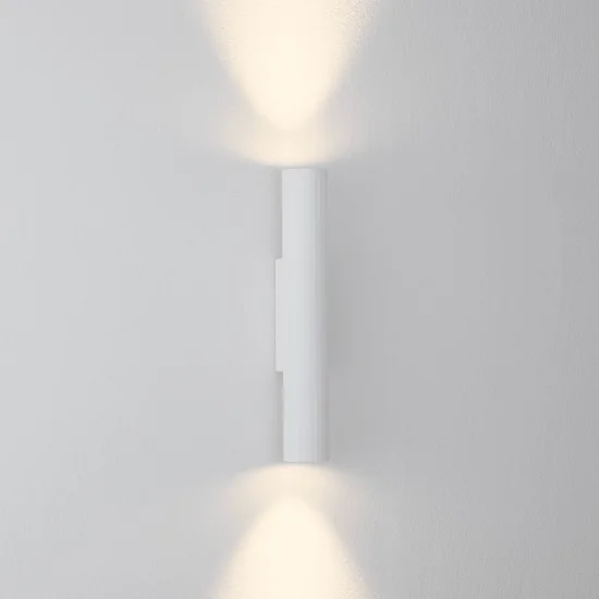Seinavalgusti Riveta 9060306 - Valgustus Luminance'ilt