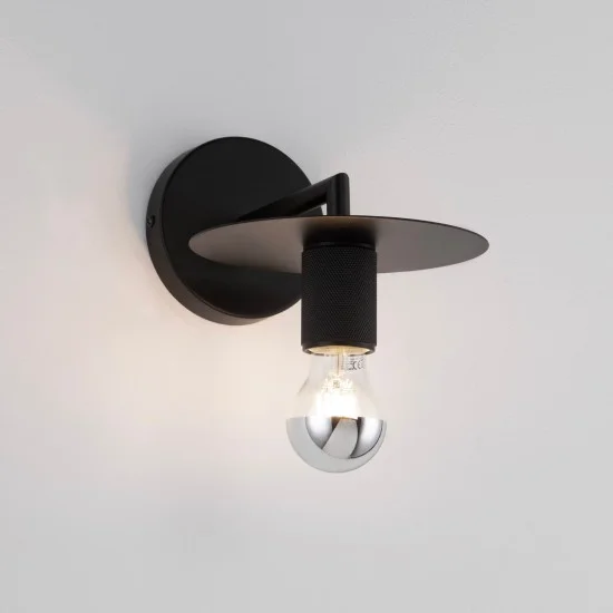 Seinavalgusti Royal 9501232 - Valgustus Luminance'ilt