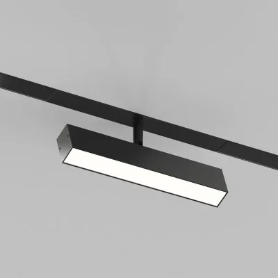 Rotatable SMART LINEAR track light - Lighting by Luminance
