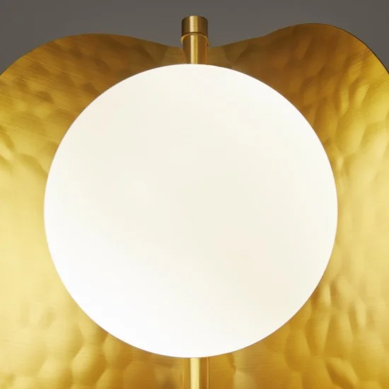 Rippvalgusti Tropic, Messing - Valgustus Luminance'ilt