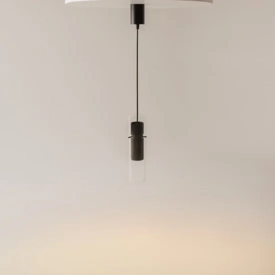 Rippvalgusti Dynamics, Must - Valgustus Luminance'ilt