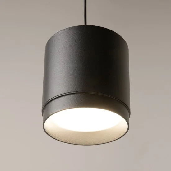 Rippvalgusti Polar, Must - Valgustus Luminance'ilt