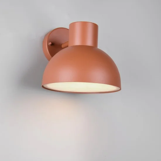 Elbe seinalamp, aprikoosikarva - Valgustus Luminance'ilt