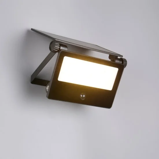 Moura seinalamp, matt must, 17,5 cm - Valgustus Luminance'ilt