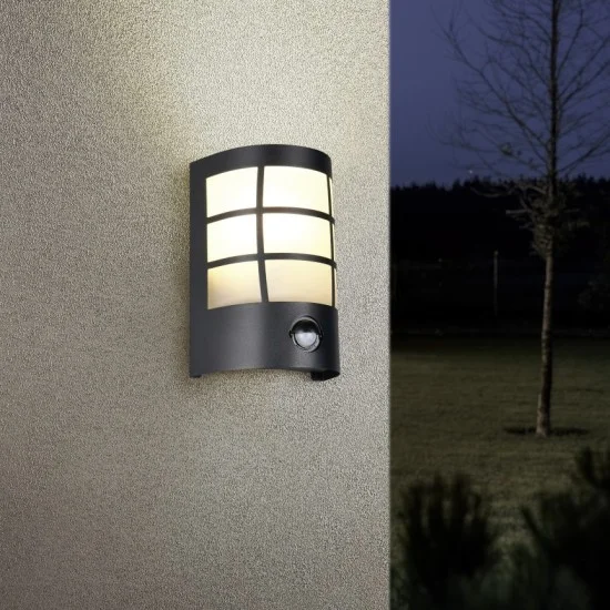 Sintra seinalamp, matt must, 20 cm - Valgustus Luminance'ilt